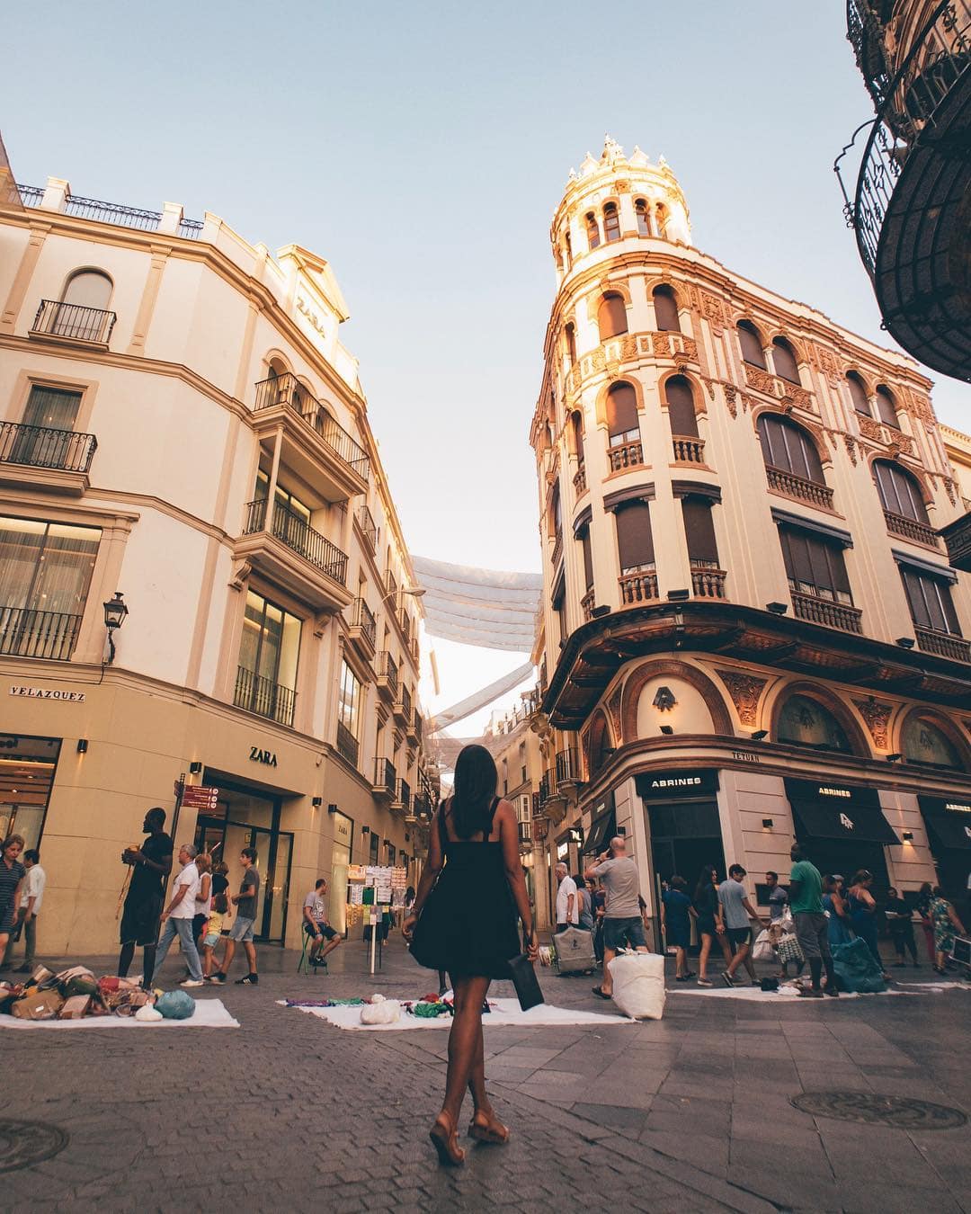 10 Top Money-Saving Tips For Spain, 8 Travel Bucketlist Destinations South of Spain, How To Get From Tavira to Seville Best Way, cheapest way from Tavira to Seville, Tavira to Seville, shuttle bus from Tavira to Seville, taxi from Tavira to Seville, Uber from Tavira to Seville, Tavira to Seville by bus, bus fare from Tavira to Seville, best way from Tavira to Seville, train from Tavira to Seville , Best things to do in Seville and Places to visit in Seville