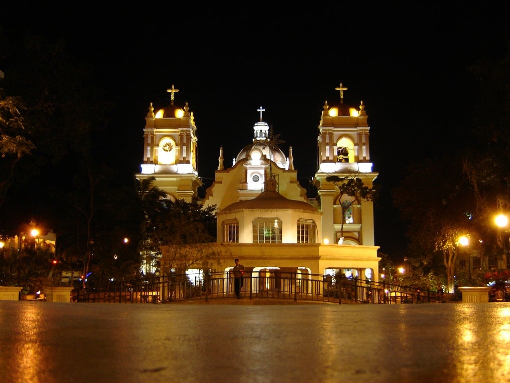 GaminTraveler.com San Pedro Sula by Ian Mackenzie
