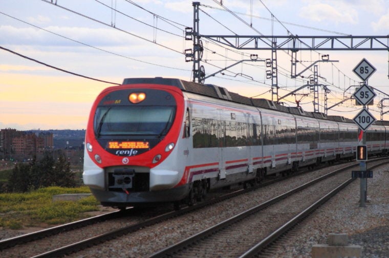 Madrid Train Renfe Airport, 10 Top Money-Saving Tips For Spain