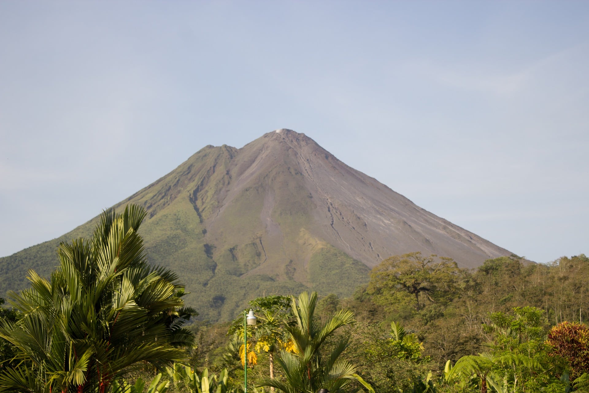 8 Reasons Why Not to Visit Costa Rica And 7 Main Reasons To Visit, 10 Unmissable Attractions in Costa Rica