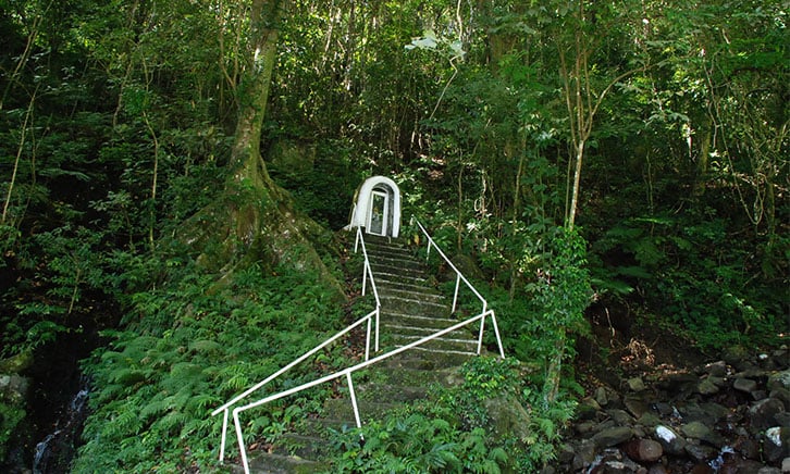Paraiso Ni Anton
