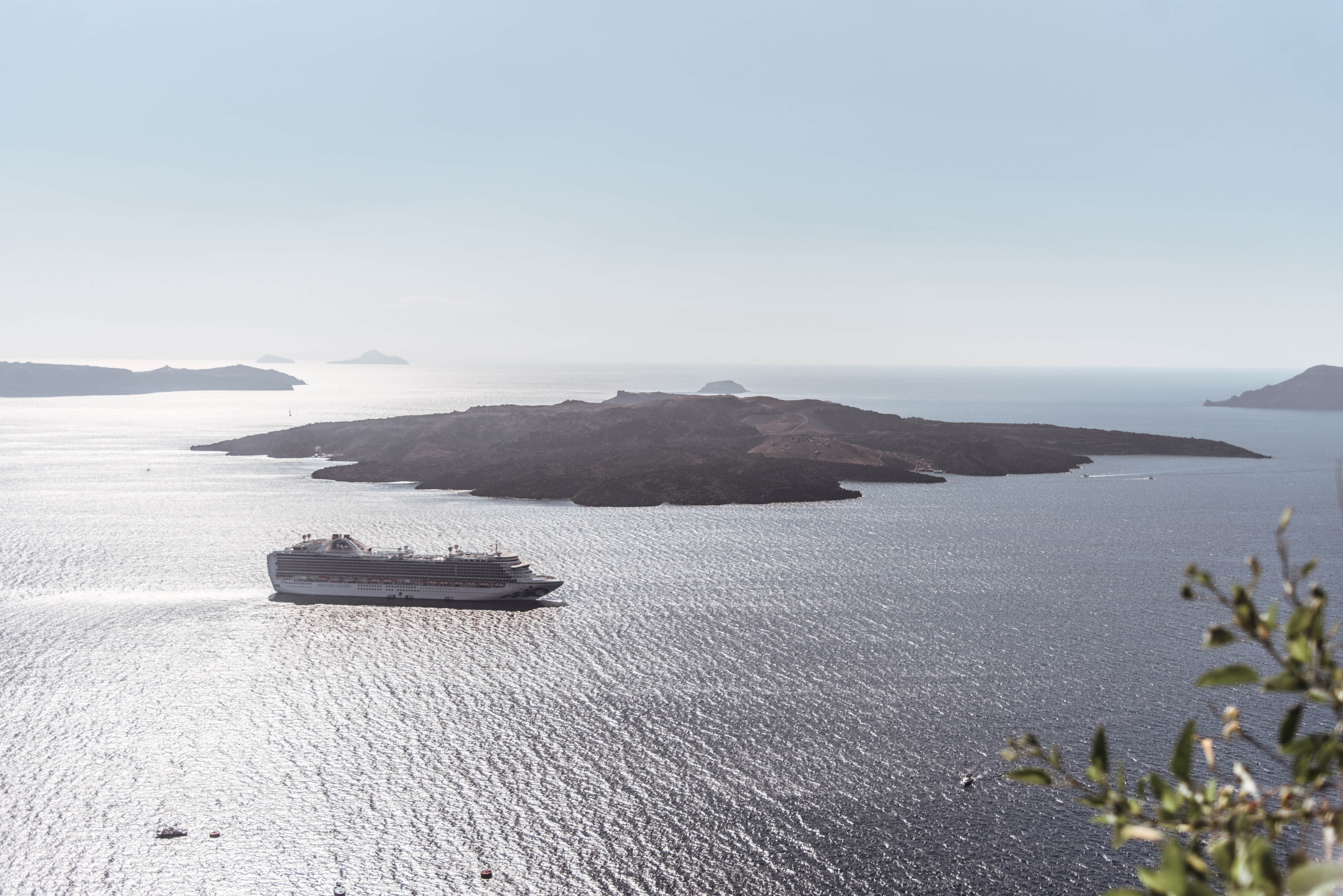 Is Santorini the best Greek Island? Best Greek Island for Pictures