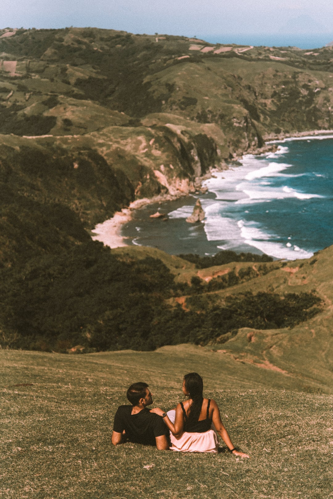 Transportation around Batanes, Batanes tourist spots, atms in batanes, wifi connection in batanes, how to go to Batanes, Marlboro Country, Racuh a Payaman Batanes