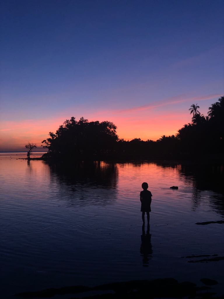 what to do in Tablas Island, How to get to Looc Fish Sanctuary, Looc Fish Sanctuary travel guide, things to do in Looc, Looc Fish Sanctuary, sunset in Looc