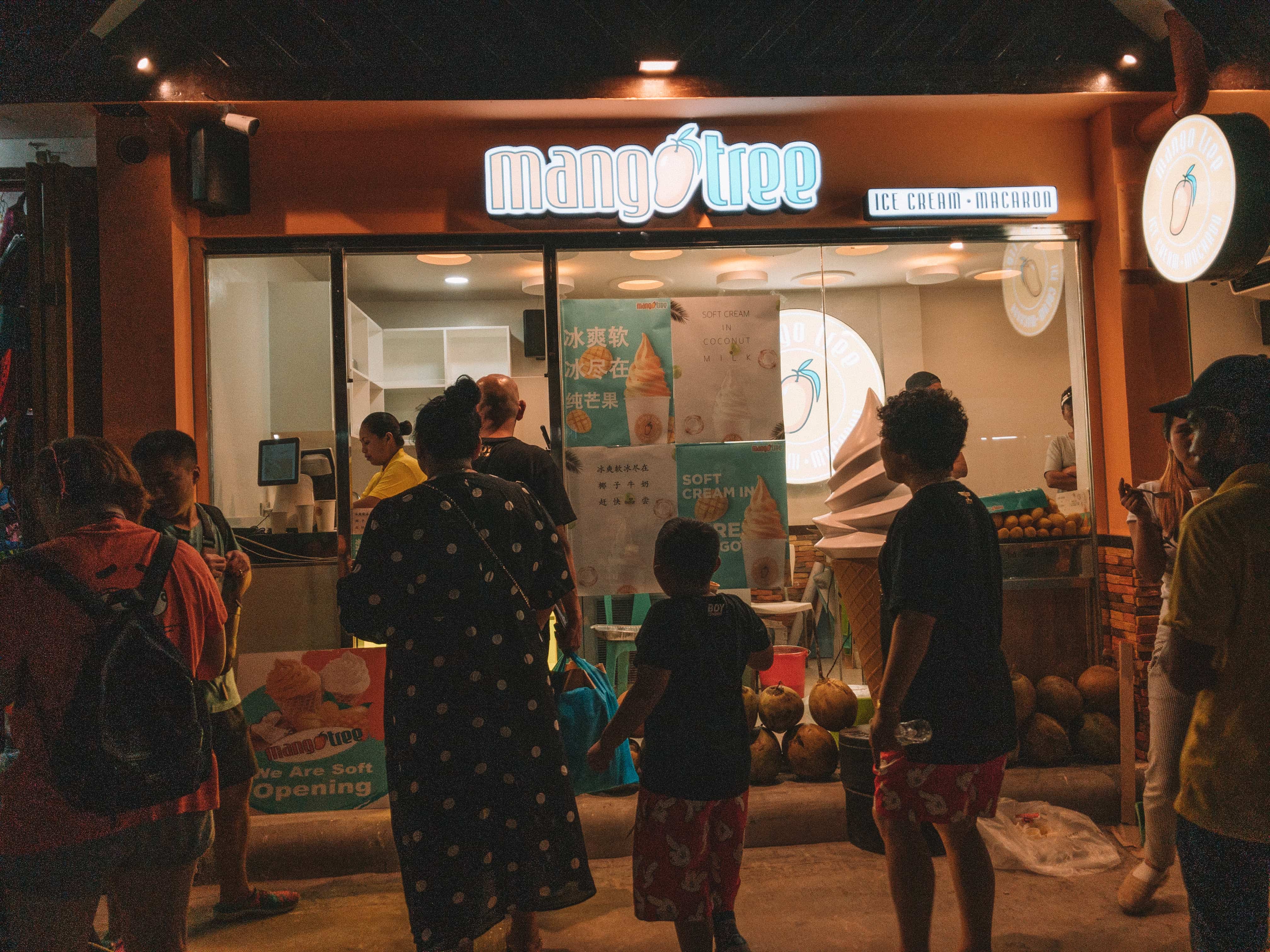 night market in Boracay Island, Things to do in Boracay Island, Boracay island travel guide, budget travel in boracay island, Boracay Island