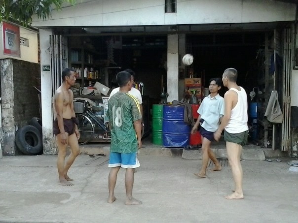 things to know before visiting Myanmar, chiloneball