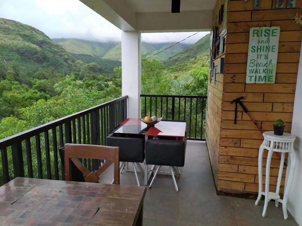 Hilltop House, where to stay in zambales, zambales beach resorts, beach resorts in zambales, affordable beach resorts in zambales, cheap beach resorts in zambales