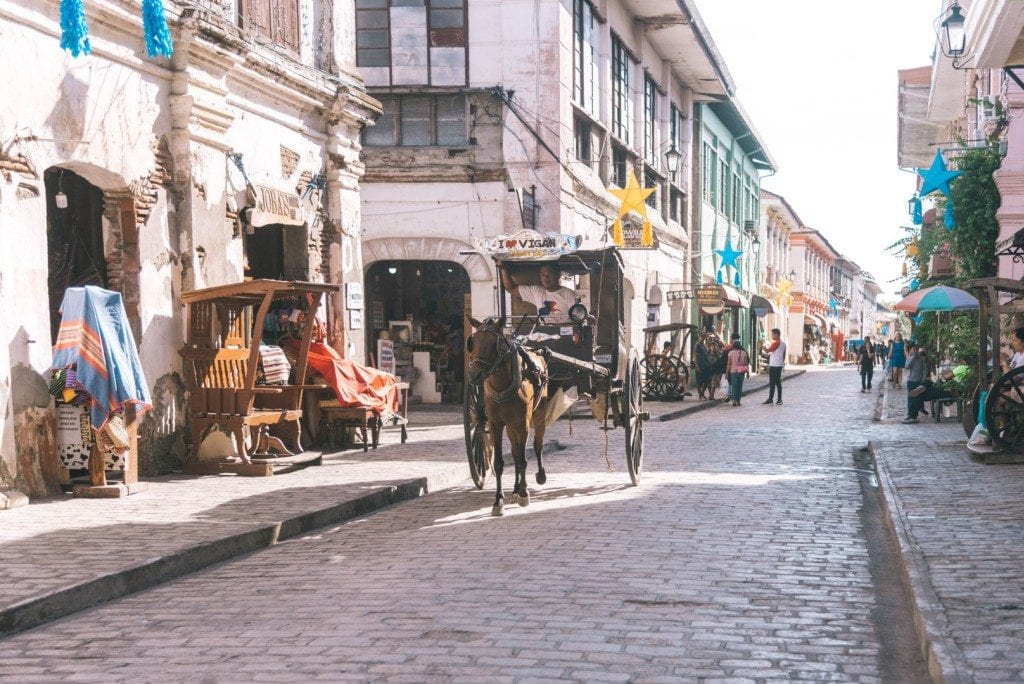 baguio to vigan, baguio to vigan bus,baguio to vigan bus schedule, baguio to vigan travel time, how to get to Vigan, kalesa around Vigan