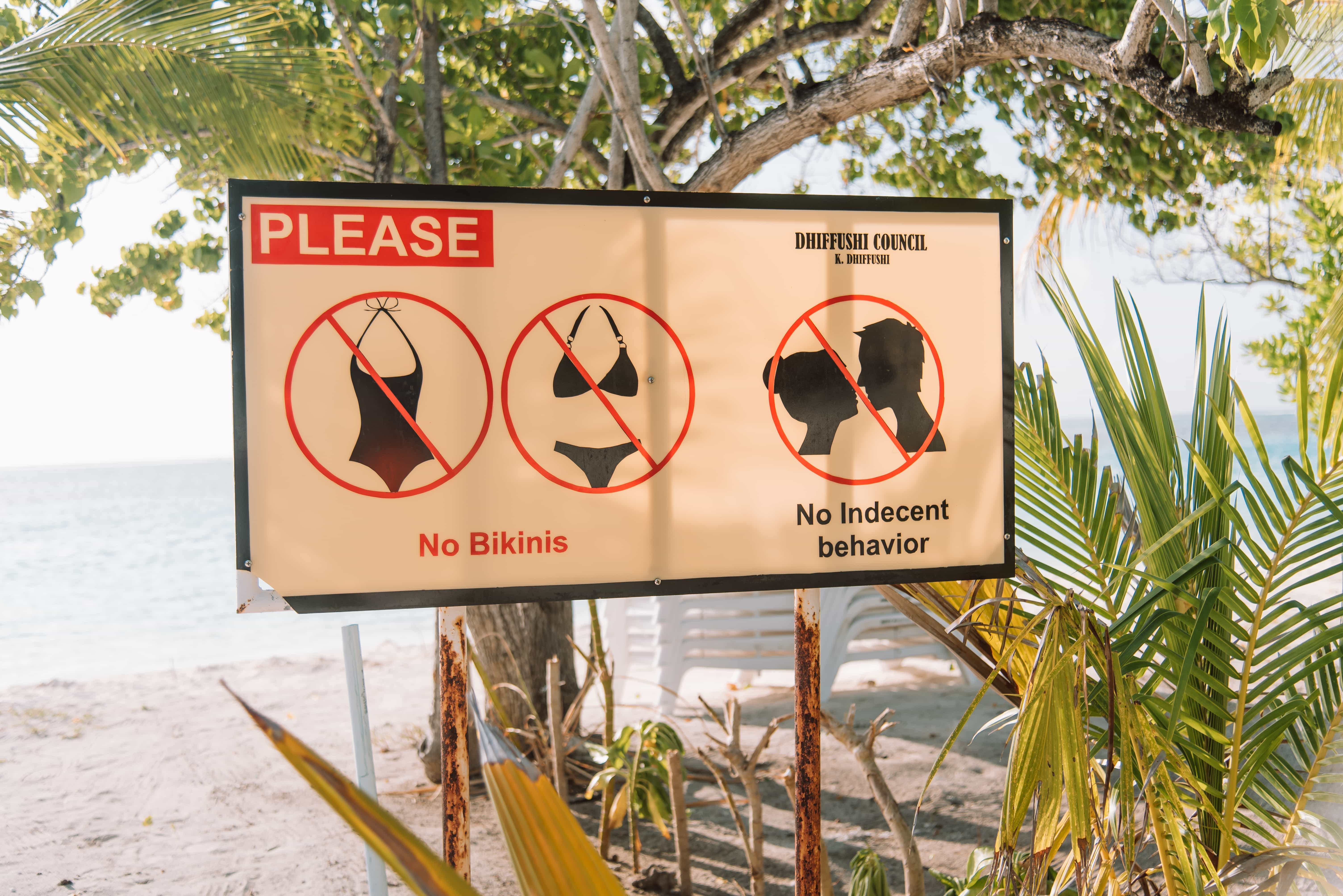 Luxury resorts vs local islands in Maldives, Dhiffushi travel guide, things to do in Dhiffushi, Dhifushi Island