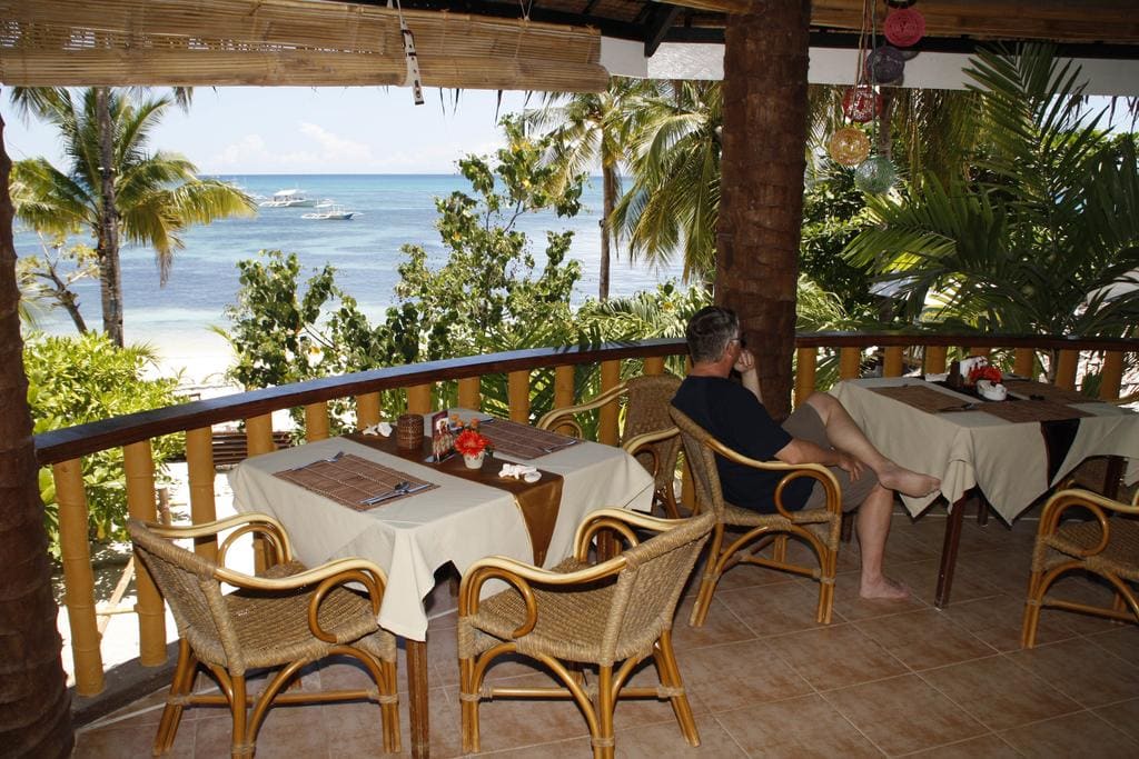 Hippocampus Beach Resort