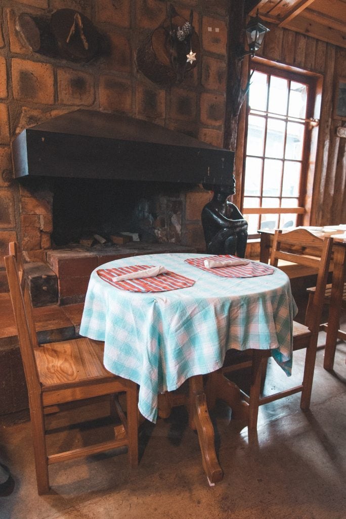 Log Cabin, where to eat in Sagada, restaurants in Sagada, sagada restaurants, sagada food