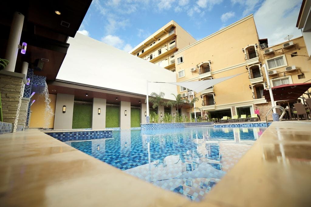 Villa Caceres Hotel, naga hotels, hotels in naga city, hotels in naga
