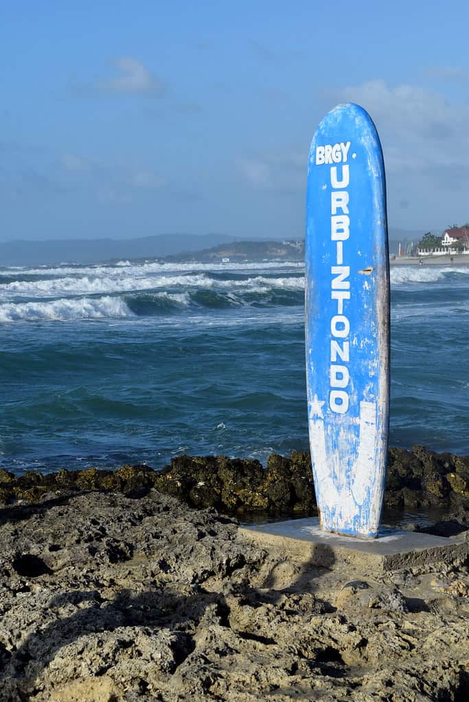 Urbiztondo Beach