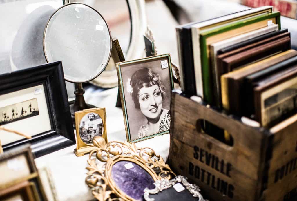 Buy at the Brocante, things to do in Montpellier, Montpellier tourist spots