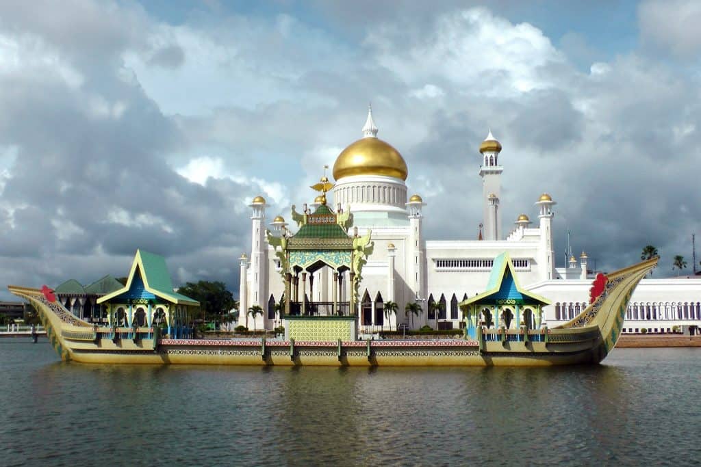 brunei tourist sim card, sim card brunei for tourist, brunei sim card for tourist, best sim card in brunei for tourist, sim card Brunei airport, cheapest sim card in Brunei