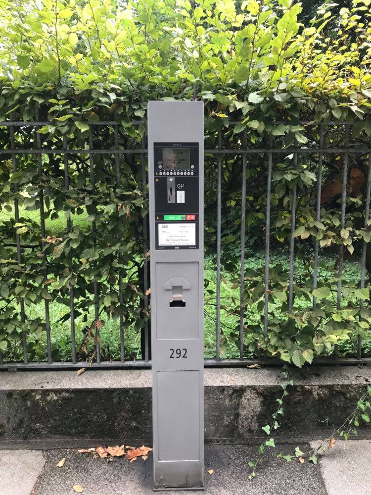 Parking your car in Switzerland, how to park in Switzerland, switzerland road trip, swiss road trip, switzerland road trip itinerary, road trip in switzerland, road trip switzerland