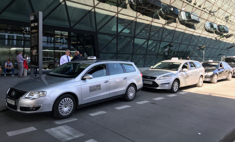 Taxi Krakow Airport, Kraków John Paul II International Airport , krakow airport to city, krakow airport to city center, airport transfers krakow, krakow airport bus, How To Get From Krakow Airport to City Center