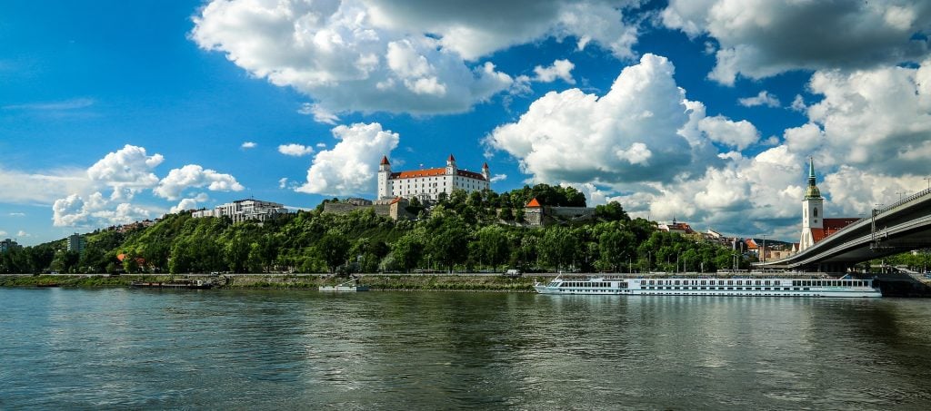 vienna airport to bratislava, bus vienna airport to bratislava, How To Get From Vienna Airport To Bratislava