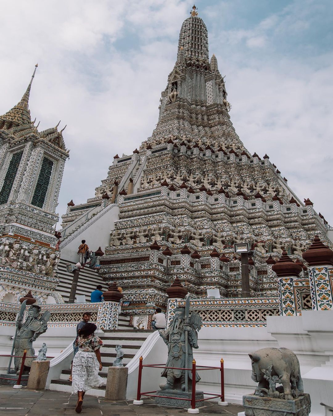 Don't Do This in Thailand: 15 Things Not to Do in Thailand