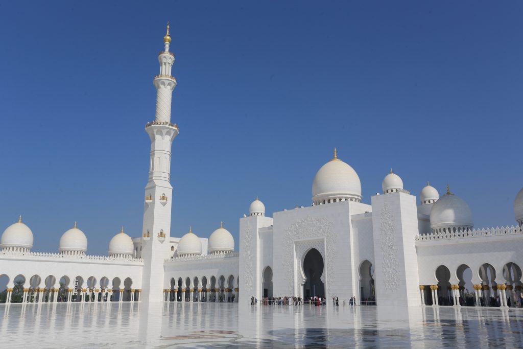 dubai airport to Abu Dhabi, How To Get From Dubai Airport To Abu Dhabi, dubai to abu dhabi airport bus