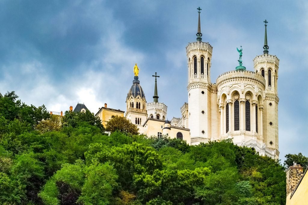 lyon airport to city, lyon airport to city center, How To Get From Lyon Airport To City Center