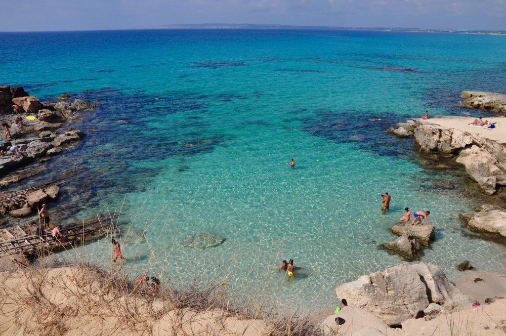 instagrammable places in ibiza, Ibiza instagram spots, day trip Formentera