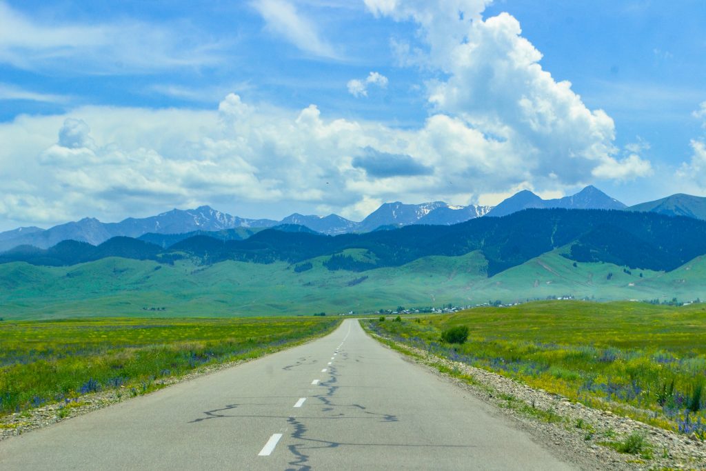 Kazakhstan travel tips, things to know before visiting Kazakhstan, facts about Kazakhstan, Hitchhiking Kazakhstan