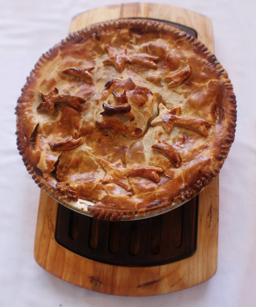 swiss breakfast, breakfast in Switzerland, Pastetli (Meat pie)