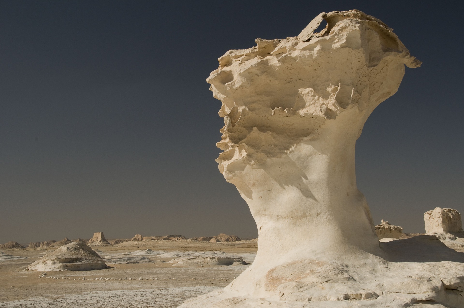 Egypt Travel Tips, things to know before visiting Egypt, facts about Egypt, White Desert