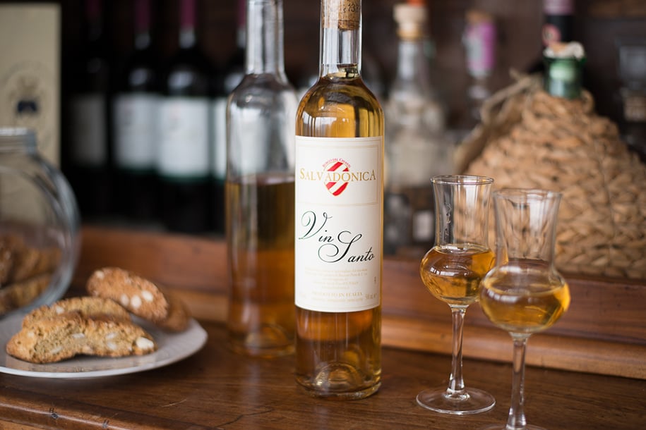 Greek drinks, drinks in Greece, Greek Beverages, beers in Greece, Vinsanto Wine