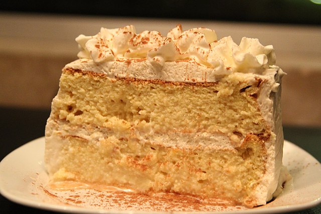 MEXICAN DISHES, FOOD IN MEXICO, MEXICAN CUISINE, MEXICAN FOODS, MEXICAN DESSERTS, TRES LECHES CAKE
