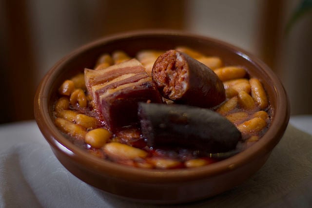 Fabada asturiana, Spanish Food, spanish cuisine, traditional spanish food, food in Spain, Spanish dishes