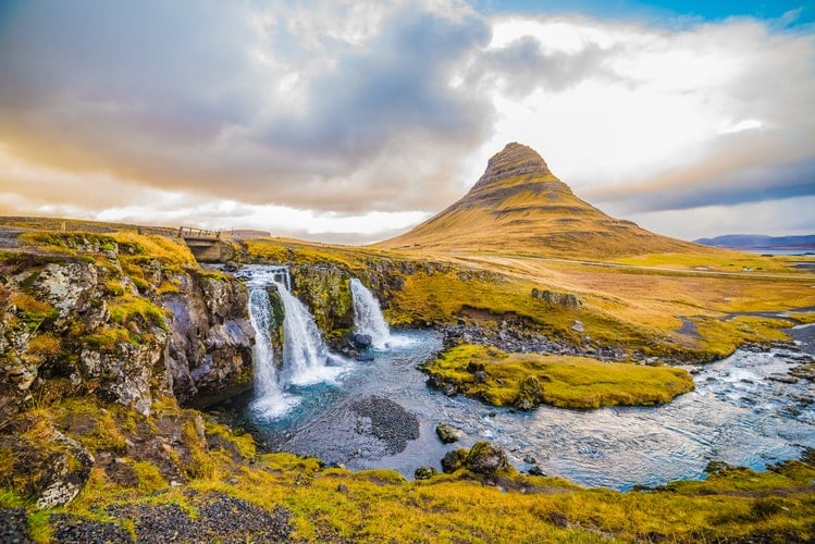 Why Americans Are Starting to Avoid These 7 “Instagram-Famous” Countries, Forget About Christmas Markets and Visit These 13 Unique Destinations Instead, 10 Best Countries to Visit in the World Right Now, iceland instagram spots, most instagrammable places in Iceland, Iceland photos, Iceland photography