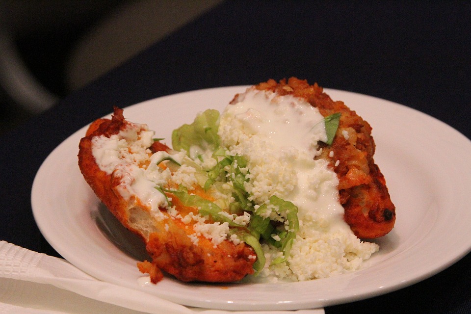 MEXICAN DISHES, FOOD IN MEXICO, MEXICAN CUISINE, MEXICAN FOODS, PAMBAZO