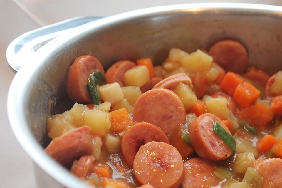 Tocană, Romanian Food, Romanian cuisine, Traditional Romanian Food, food in Romania, Romanian dishes, 