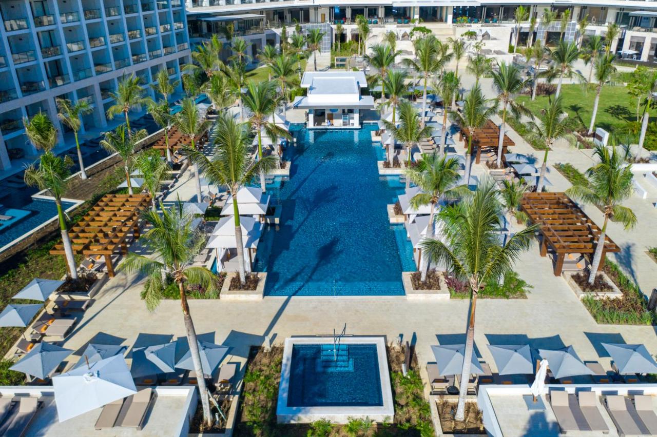 where to stay in punta cana, beach resorts in punta cana, hyatt zilara cap cana