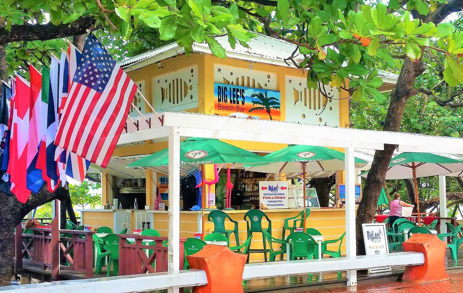 restaurants in puerto plata, puerto plata food, best restaurants in puerto plata, puerto plata restaurants, where to eat in puerto plata, big lee's beach bar