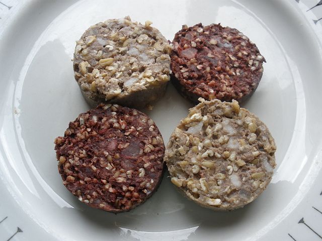 Irish Food, Irish cuisine, Traditional Irish Food, food in Ireland, Irish dishes, Black and White Pudding