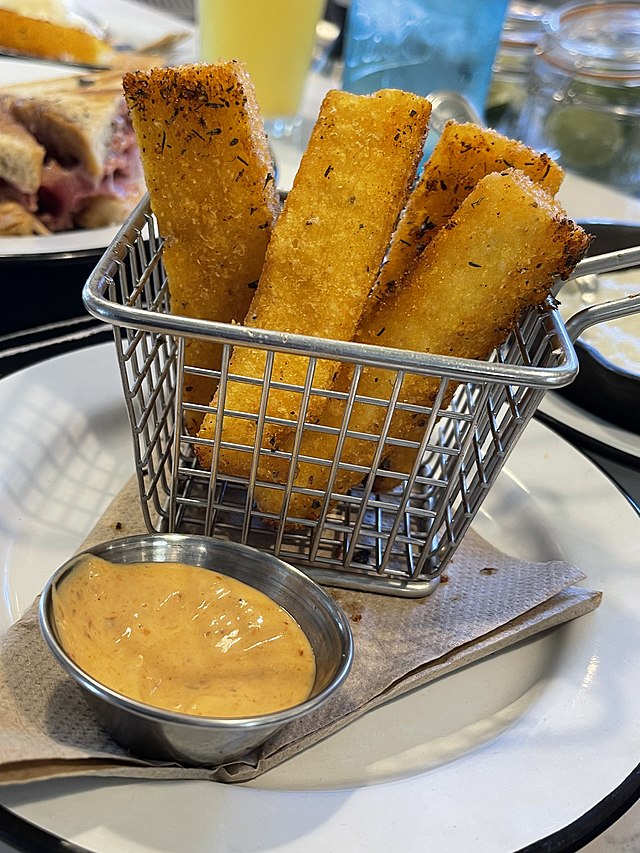 Aruba Food, Aruba cuisine, Traditional Aruban Food, food in Aruba, Aruban dishes, Aruba dishes, Aruban food, Funchi Polenta