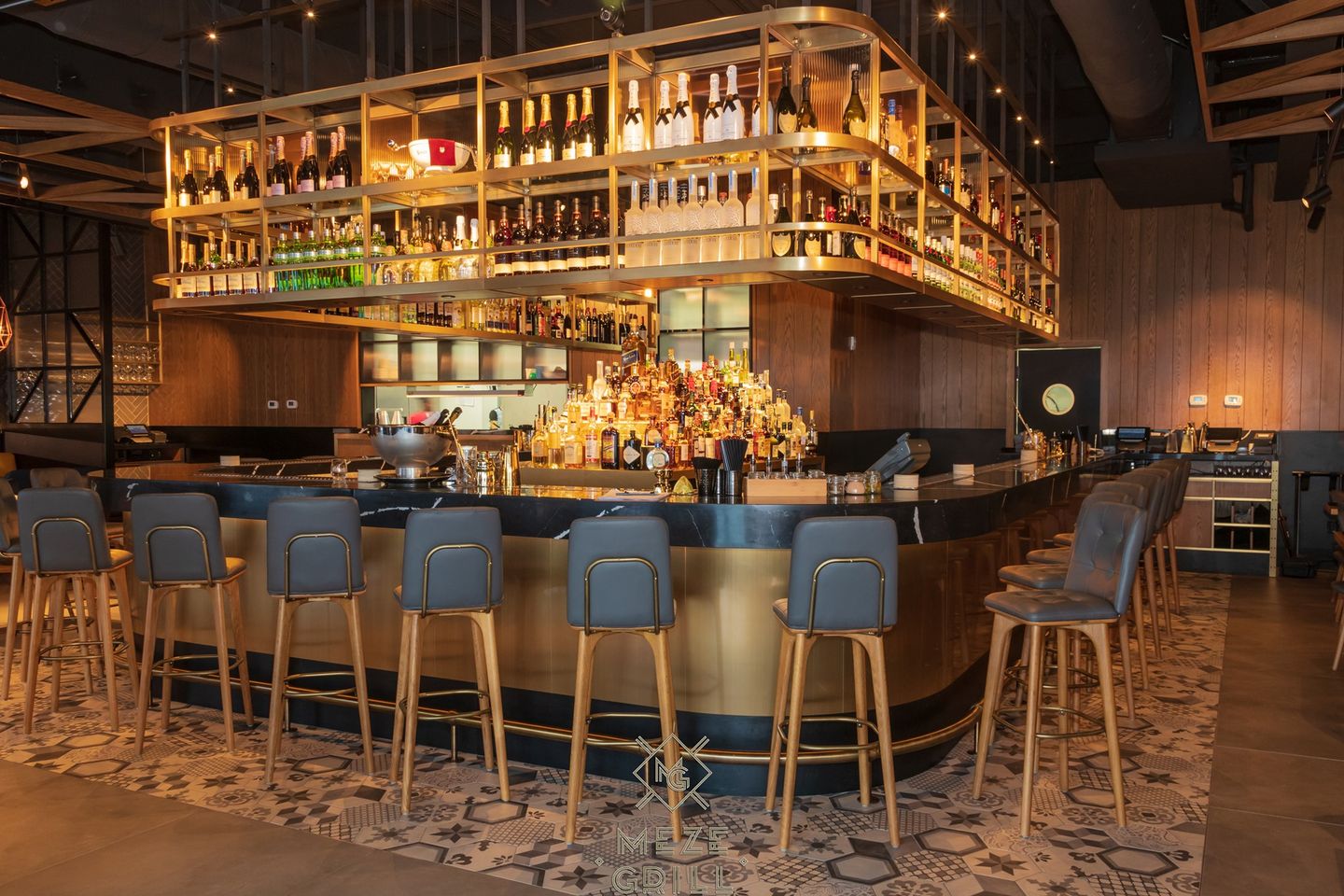 restaurants in nassau, restaurants in nassau bahamas, best restaurants in nassau, best restaurants in nassau, where to eat in nassau, nassau food, meze grill