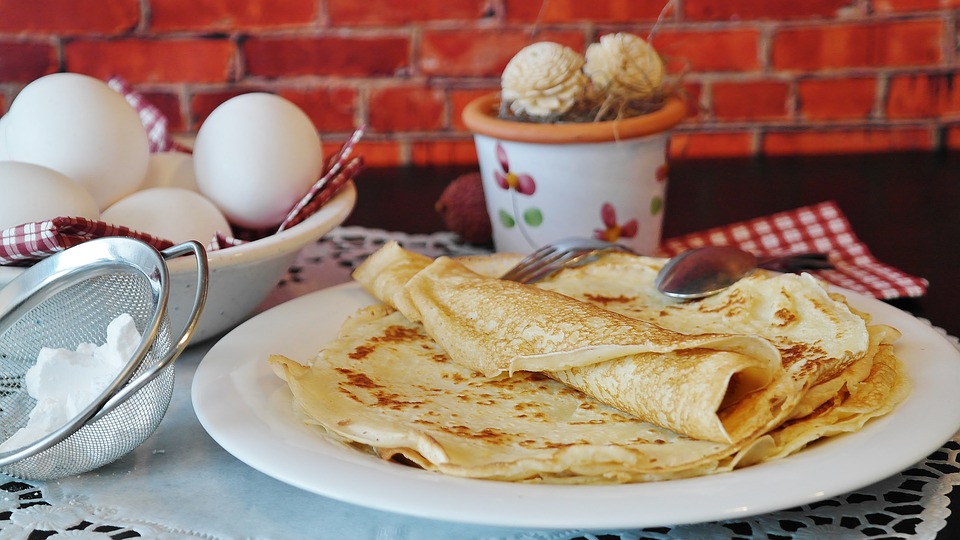 Bulgarian Food, Bulgarian cuisine, Traditional Bulgarian Food, food in Bulgaria, Bulgarian dishes, Palacinka