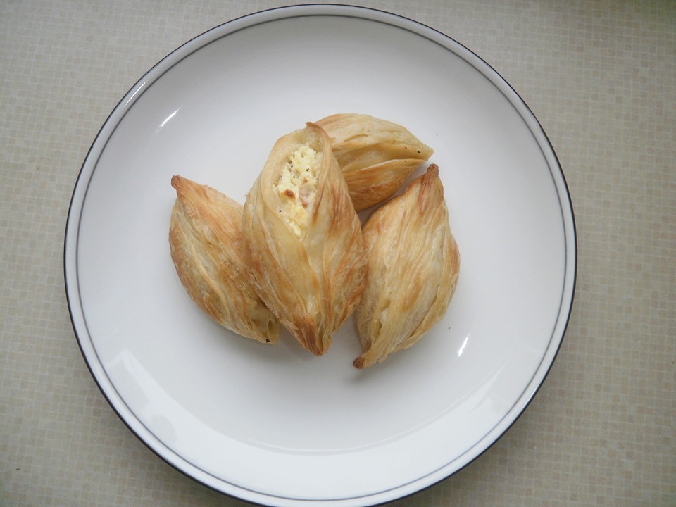 Maltese Food, Maltese cuisine, Traditional Maltese Food, food in Malta, Maltese dishes, pastizzi