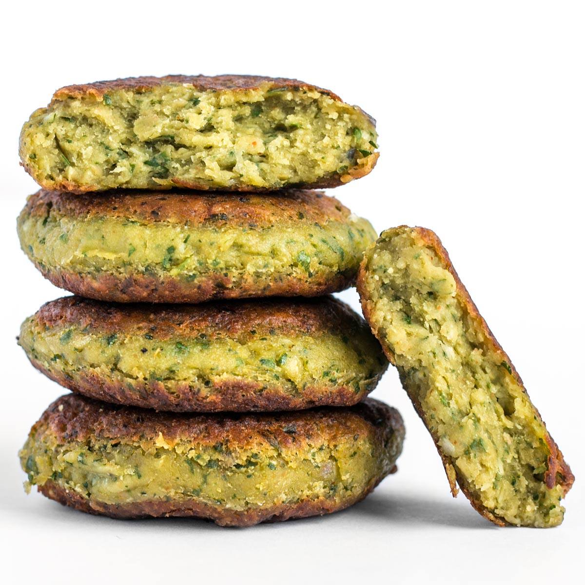 15 Best Street Food Around the World And Where To Try