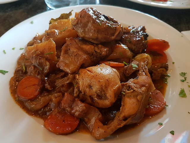 Maltese Food, Maltese cuisine, Traditional Maltese Food, food in Malta, Maltese dishes, Stuffat tal-fenek