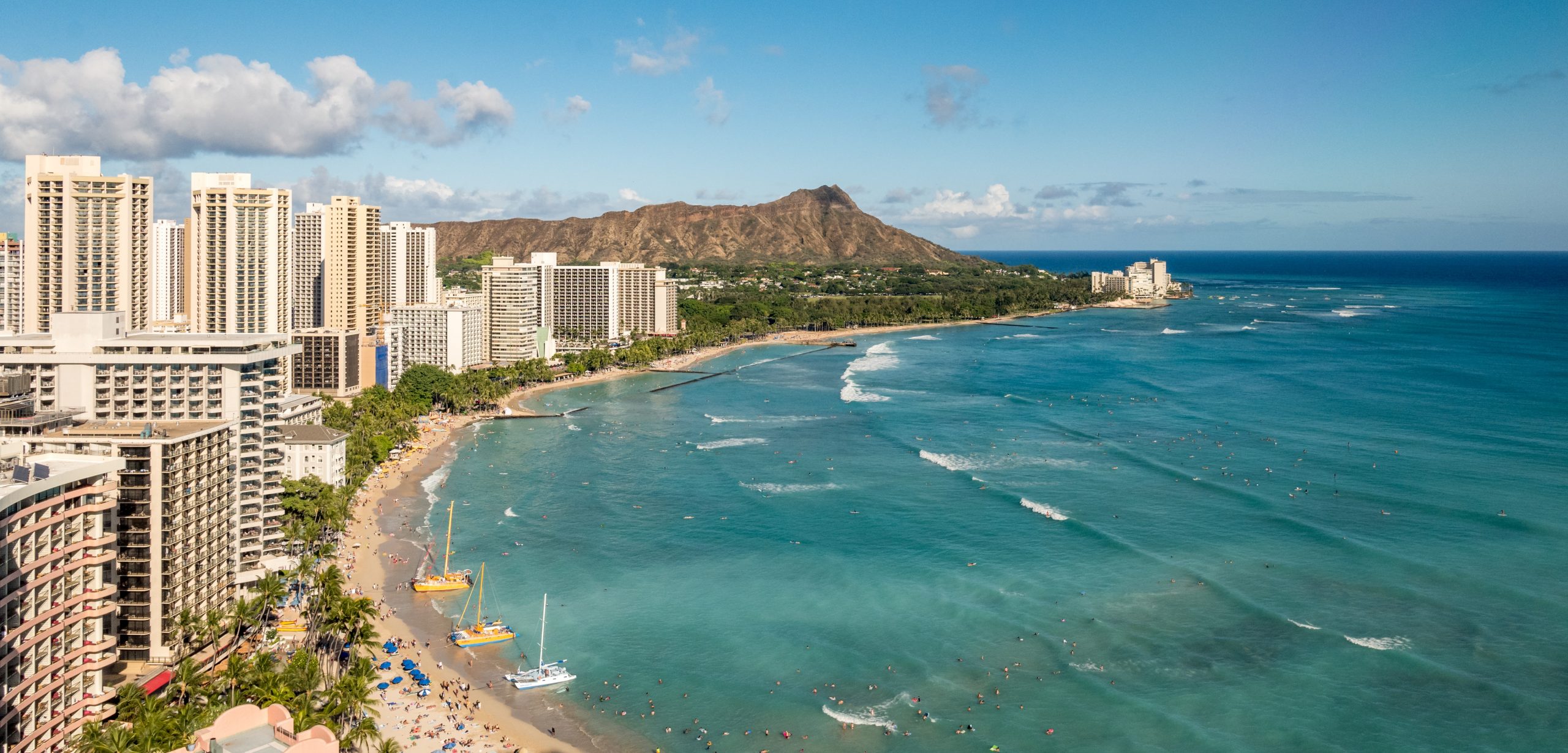 How To Get From Honolulu Airport To Waikiki Beach - All Possible Ways, cheapest way from Honolulu airport to Waikiki Beach, Honolulu airport to Waikiki Beach