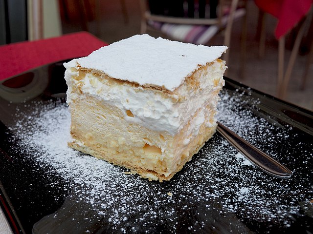 Croatia Dessert, Croatia cuisine, Traditional Croatia Food, desserts in Croatia, Croatian dishes, Croatian food, Croatian dishes, Croatian cuisine, Croatian dessert, Kremšnita  