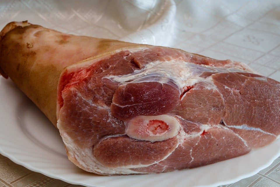Croatia Food, Croatia cuisine, Traditional Croatia Food, food in Croatia, Croatian dishes, Croatian food, Croatian dishes, Croatian cuisine, pršut 