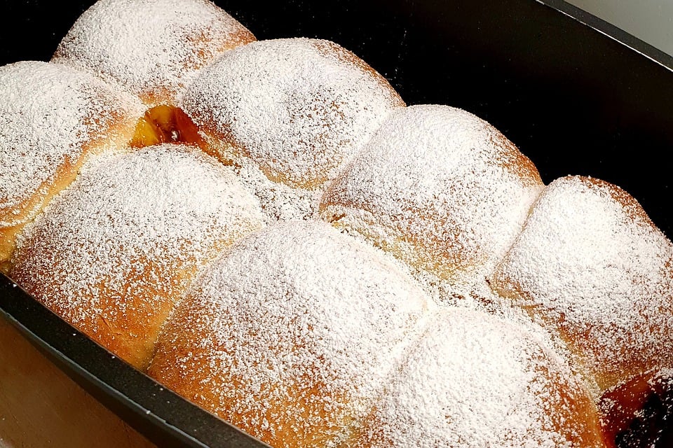 Austrian snacks, Traditional Austrian snacks and desserts, Austria snacks, Austrian desserts, traditional snacks and desserts in Austria, Austria desserts, buchteln