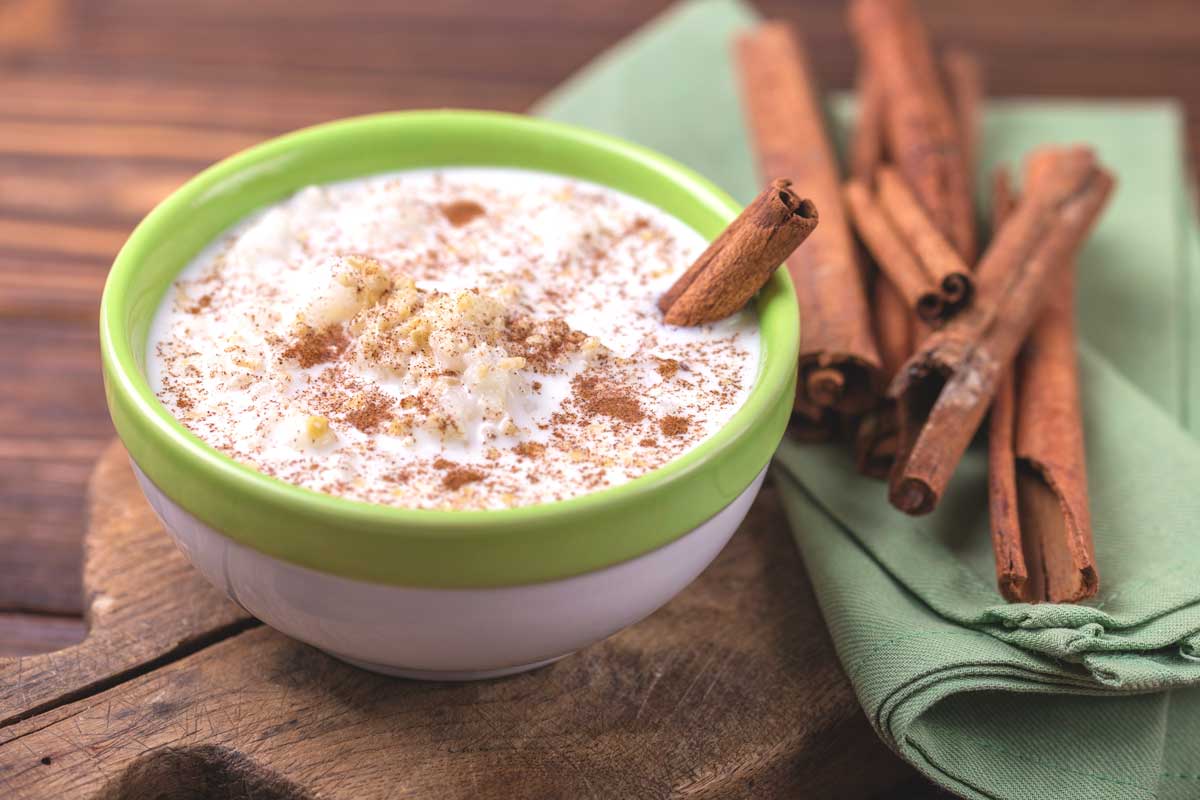 Brazilian snacks, Brazilian desserts, Brazil desserts, snacks and desserts in Brazil, traditional Brazilian snacks and desserts, Brazil cuisine, Brazil snacks, canjica sweet porridge