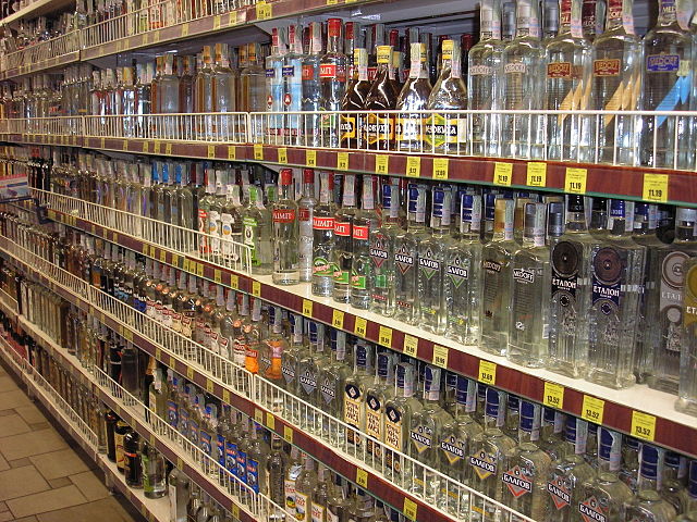 Ukraine Food, Ukraine drink, Traditional Ukraine Food, drinks in Ukraine, Ukraine drink, Ukrainian food, Ukrainian drink, vodka
